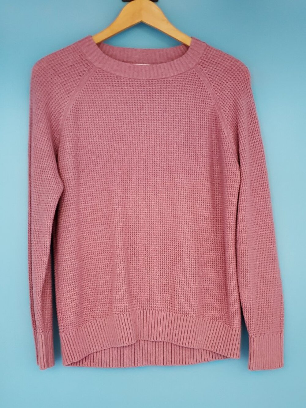 Old Navy Sweater Size Medium Lavender Crew Neck Long Sleeve